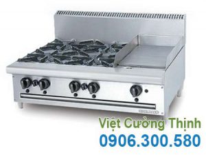 Bếp âu 4 họng có mặt chiên chân thấp