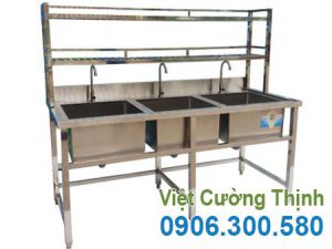 Chậu Rửa Công Nghiệp 3 Ngăn Lớn Có Kệ Trên CR-22