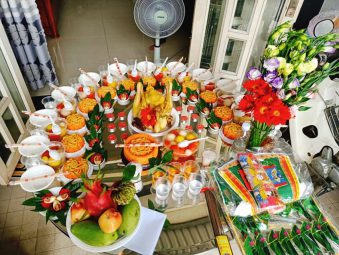 cách sắp xếp mâm cúng căn